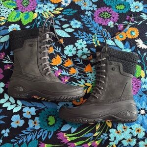 NWOT The North Face Women's Boots